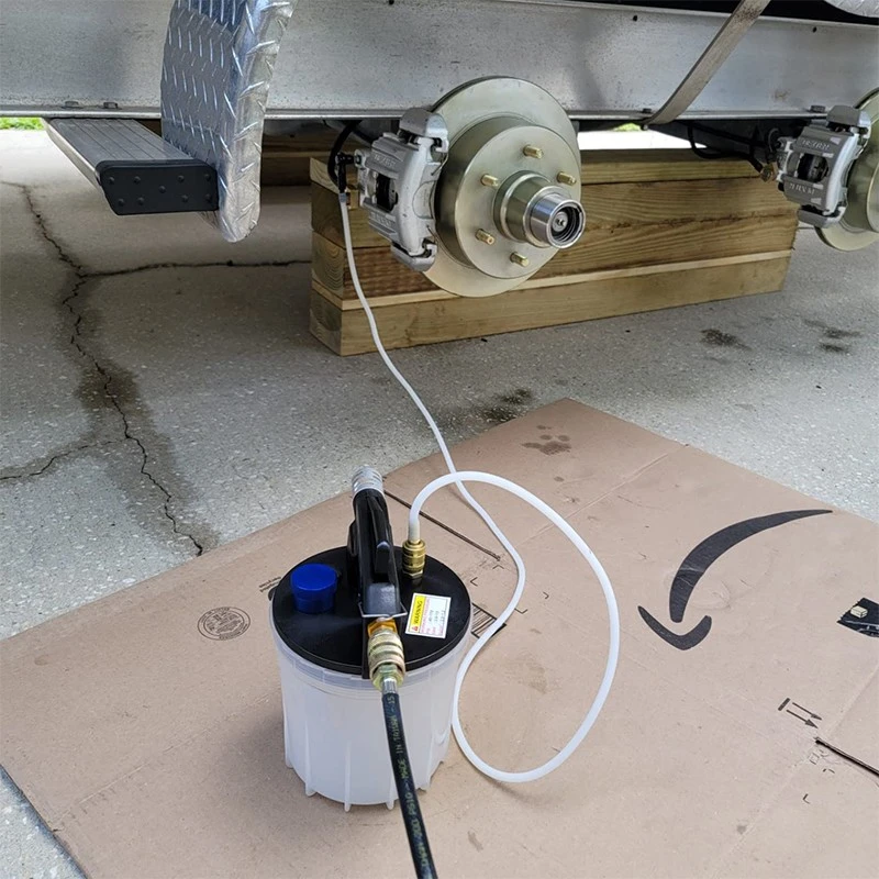 2L Brake Bleeder Pump Kit-5